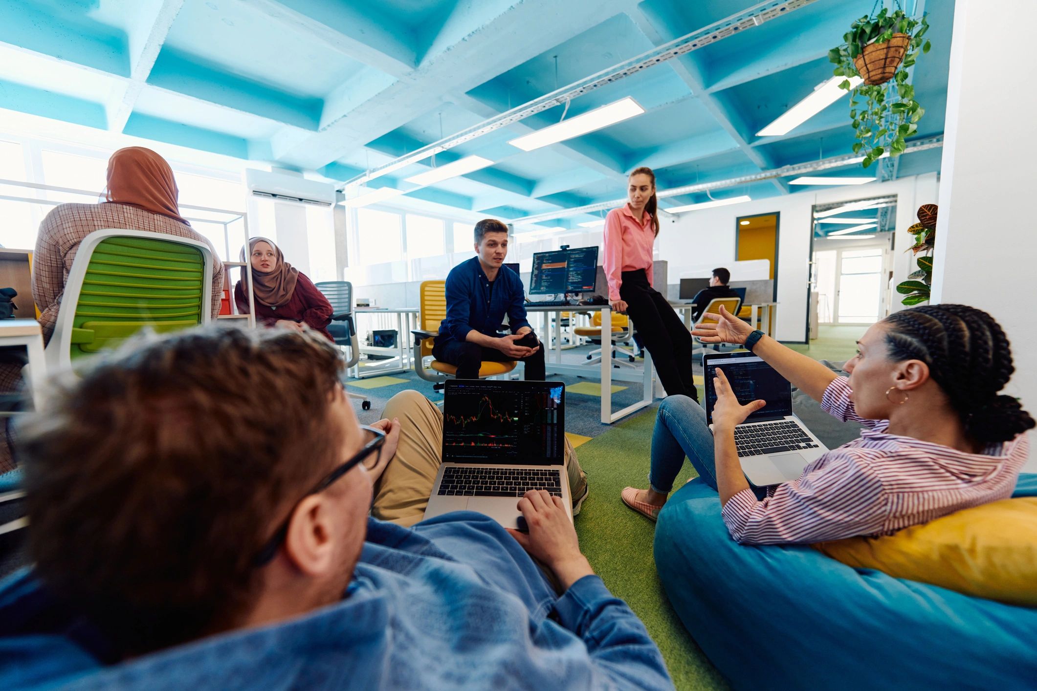 cloud computing team modern office